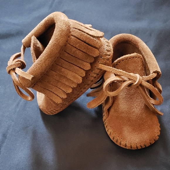 Shoes - Picture 1 of 1